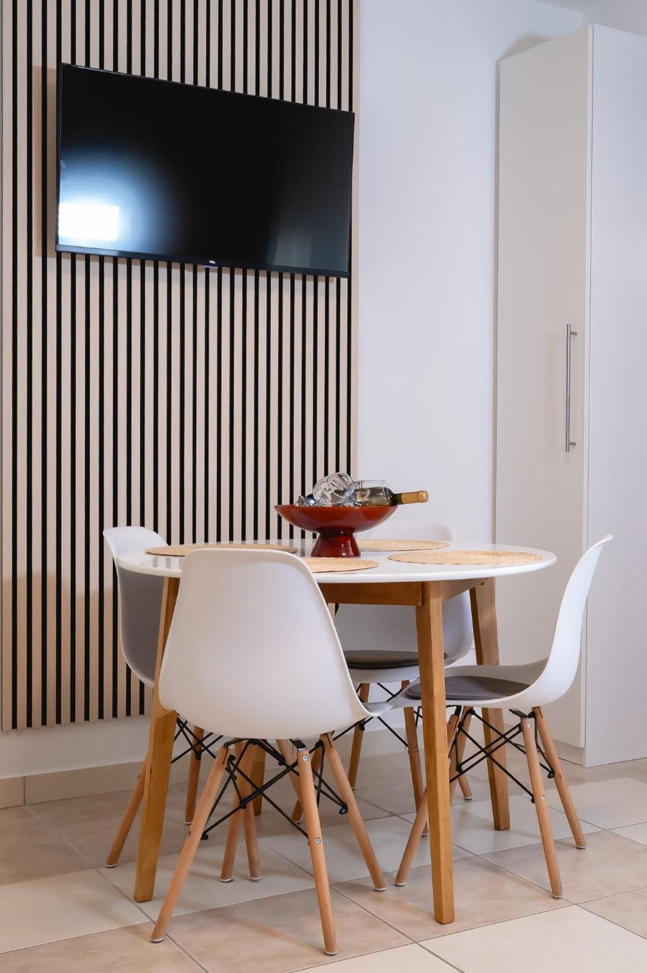 Locus Apartments Петрчане Экстерьер фото